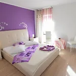 Family Friendly With A Swimming Pool Vodnjan, Fazana - 14159 Apartment *