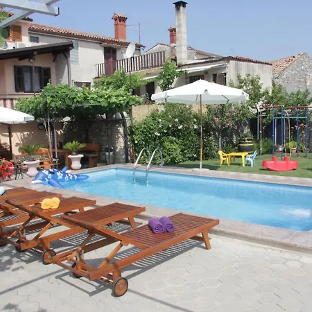 Apartamento Family Friendly With A Swimming Pool Vodnjan, Fazana - 14159